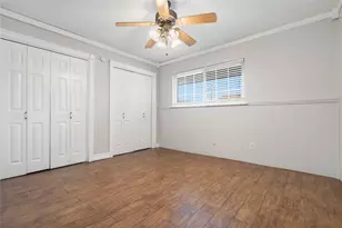 1207 W Wall St, Grapevine, TX 76051 - Photo 11