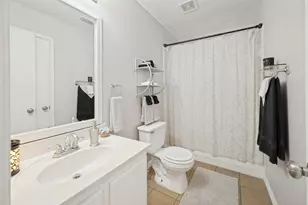 220 Sunset Oaks Dr, Fort Worth, TX 76112 - Photo 23