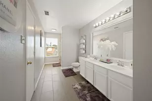 220 Sunset Oaks Dr, Fort Worth, TX 76112 - Photo 17