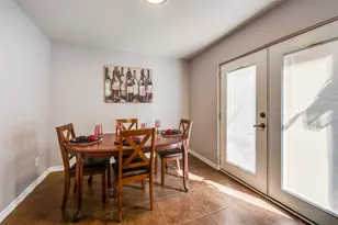 220 Sunset Oaks Dr, Fort Worth, TX 76112 - Photo 11