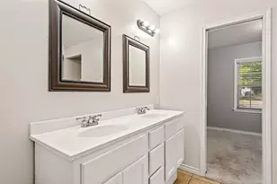 407 John Arden Dr, Waxahachie, TX 75165 - Photo 13