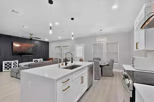 3931 Hancock St, Dallas, TX 75210 - Photo 17
