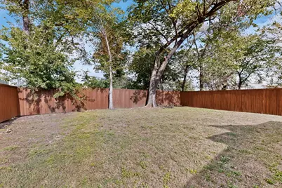 3931 Hancock Street, Dallas, TX 75210 - Photo 37