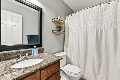 230 Oakwood Circle, Shady Shores, TX 76208 - Photo 13