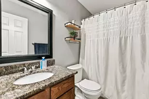 230 Oakwood Cir, Shady Shores, TX 76208 - Photo 13