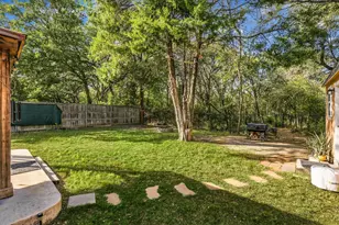 230 Oakwood Cir, Shady Shores, TX 76208 - Photo 21
