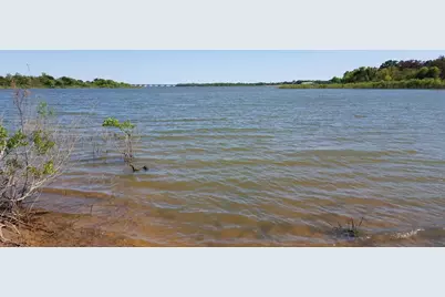 230 Oakwood Circle, Shady Shores, TX 76208 - Photo 23