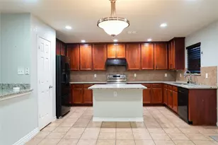 5440 Kleberg Dr, Grand Prairie, TX 75052 - Photo 9