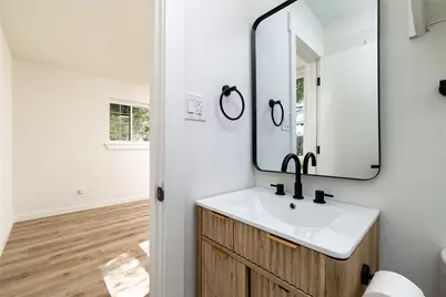 102 Juniper Street, Mansfield, TX 76063 - Photo 29