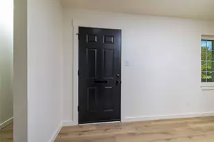 102 Juniper St, Mansfield, TX 76063 - Photo 5