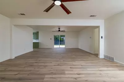 102 Juniper Street, Mansfield, TX 76063 - Photo 7