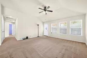 8448 Little Fawn Ln, Dallas, TX 75249 - Photo 19