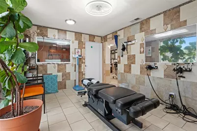 3017 E Lancaster Avenue, Fort Worth, TX 76103 - Photo 7