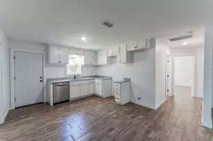 716 Cranford St, Sulphur Springs, TX 75482 - Photo 3