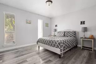 1205 Denmark St, Grand Prairie, TX 75050 - Photo 17