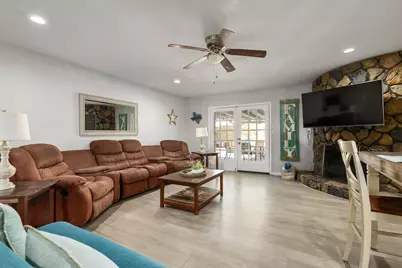 1205 Denmark Street, Grand Prairie, TX 75050 - Photo 5