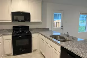 2836 Slatewood Dr, Fort Worth, TX 76179 - Photo 11