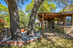 15721 Mapleview, Dallas, TX 75248 - Photo 31