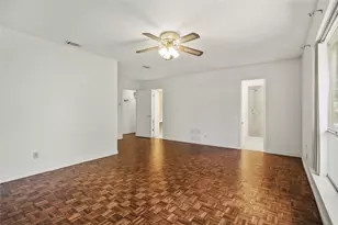 15721 Mapleview, Dallas, TX 75248 - Photo 23