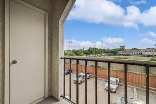 4800 W Lovers Ln, Dallas, TX 75209 - Photo 29