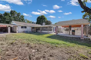 513 Colonial Dr, Garland, TX 75043 - Photo 19