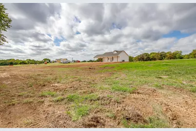1024 Rays Way, Weatherford, TX 76085 - Photo 35