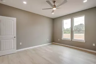 1024 Rays Way, Weatherford, TX 76085 - Photo 21