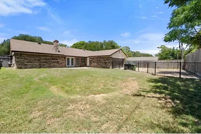 2001 San Jacinto Drive, Arlington, TX 76012 - Photo 29