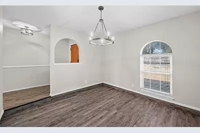 2001 San Jacinto Drive, Arlington, TX 76012 - Photo 11