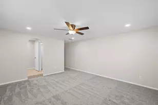 2001 San Jacinto Dr, Arlington, TX 76012 - Photo 13