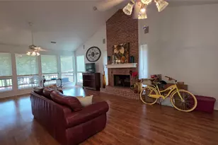 5488 Point Lavista, Malakoff, TX 75148 - Photo 7