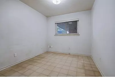 2106 Sunnyvale Road, Grand Prairie, TX 75050 - Photo 19
