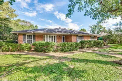 2106 Sunnyvale Road, Grand Prairie, TX 75050 - Photo 1