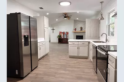 3812 Burkett Drive, Benbrook, TX 76116 - Photo 3