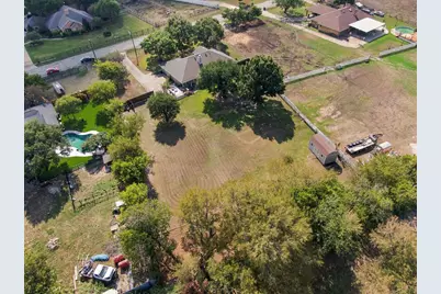 819 Nokomis Circle, Lancaster, TX 75146 - Photo 9