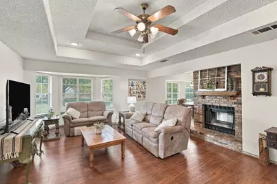 819 Nokomis Circle, Lancaster, TX 75146 - Photo 17