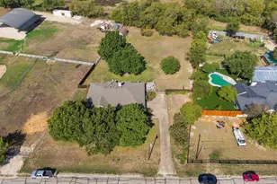 819 Nokomis Cir, Lancaster, TX 75146 - Photo 5