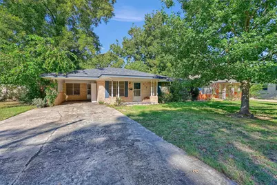 205 N Union Street, Whitesboro, TX 76273 - Photo 3