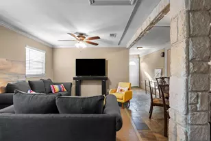 2100 Caddo St, Dallas, TX 75204 - Photo 29