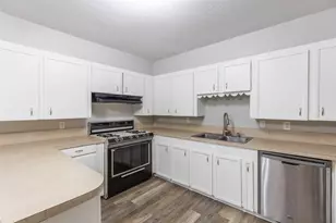 281 Clyde St, Abilene, TX 79605 - Photo 9