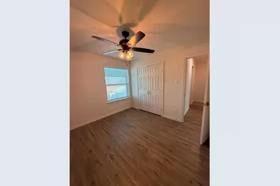1505 W Pearl Street #9, Granbury, TX 76048 - Photo 9