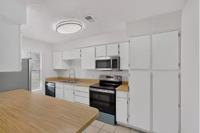 910 N Nursery Road, Irving, TX 75061 - Photo 9