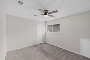910 N Nursery Rd, Irving, TX 75061 - Photo 25