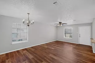 910 N Nursery Rd, Irving, TX 75061 - Photo 7