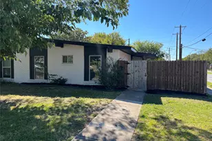 600 Royal Crest Dr, Richardson, TX 75081 - Photo 1