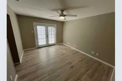 600 Royal Crest Drive, Richardson, TX 75081 - Photo 9