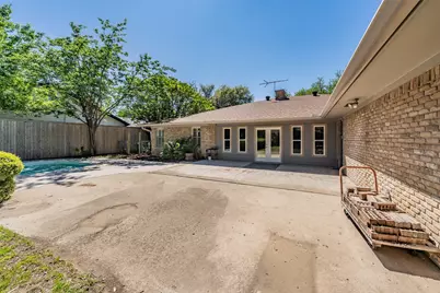 1718 Timbers Drive, Irving, TX 75061 - Photo 29