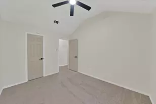 5776 Falcon Ridge Ct, Haltom City, TX 76137 - Photo 33