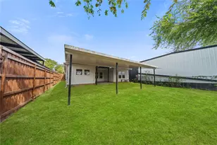 1829 Galveston St, Grand Prairie, TX 75051 - Photo 33