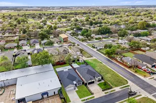 1829 Galveston St, Grand Prairie, TX 75051 - Photo 39